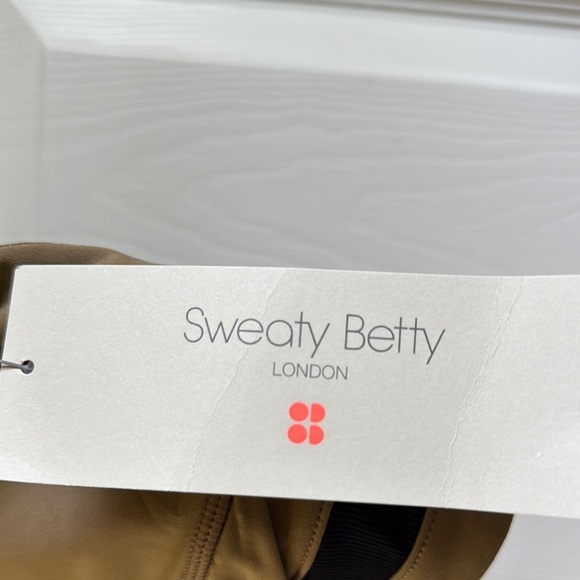 Sweaty Betty All Day Wrap Waist Tank Color Terra Brown NWT - Picture 4 of 8